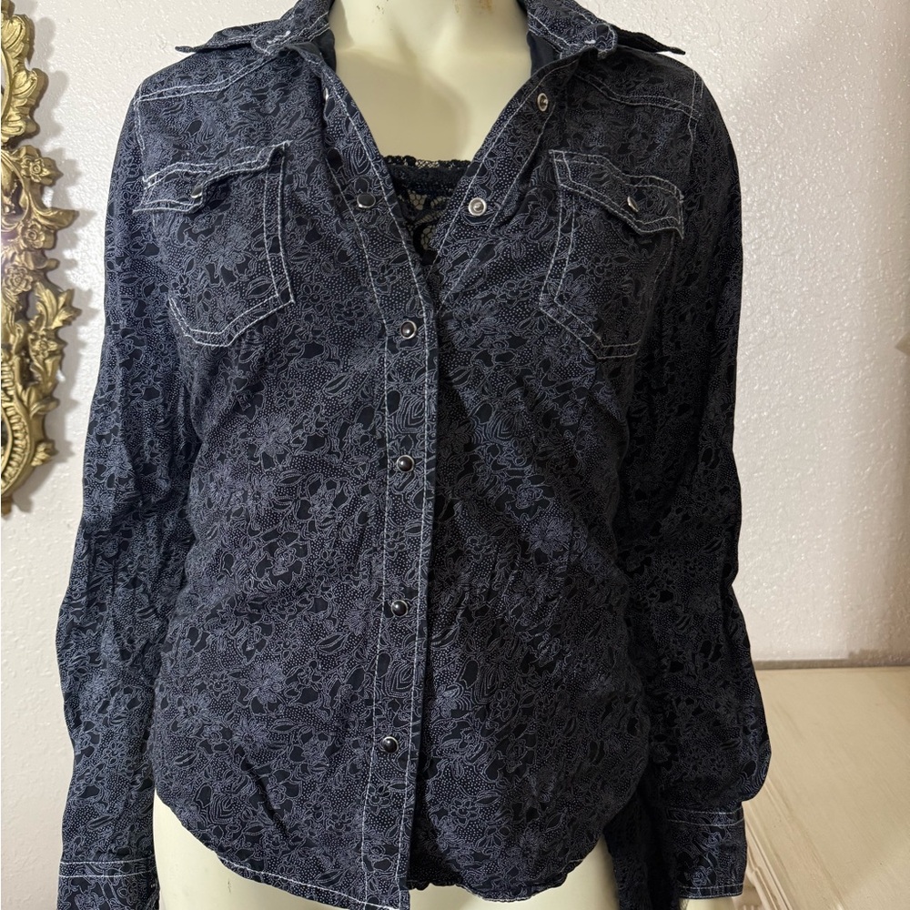 Vintage black alt button up women’s top